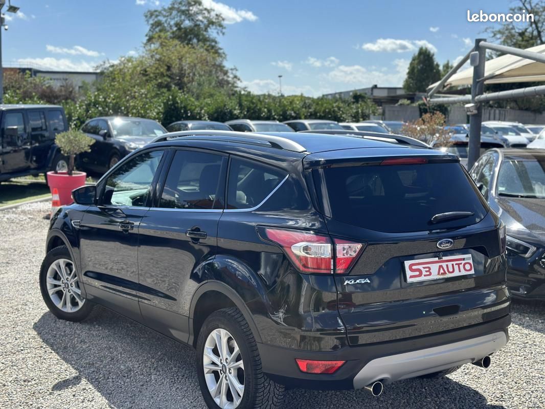 Ford Kuga II1.5 TDCi 120ch Stop&Start Executive4x2 (image 18)