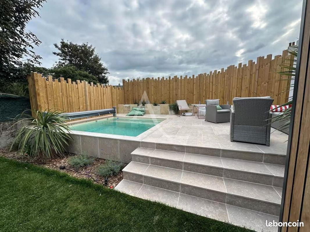 Maison 6 pièces 117 m² · à La Roche-sur-Yon · 117 m² · 337 600 €