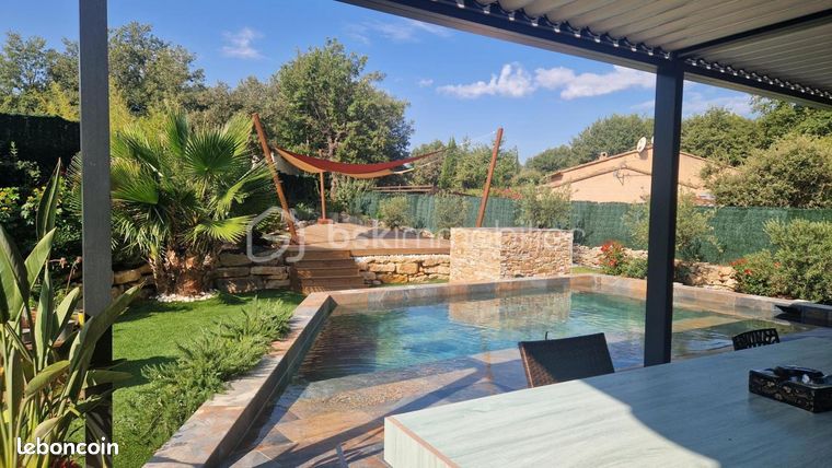 Villa 7 pièces 174 m²