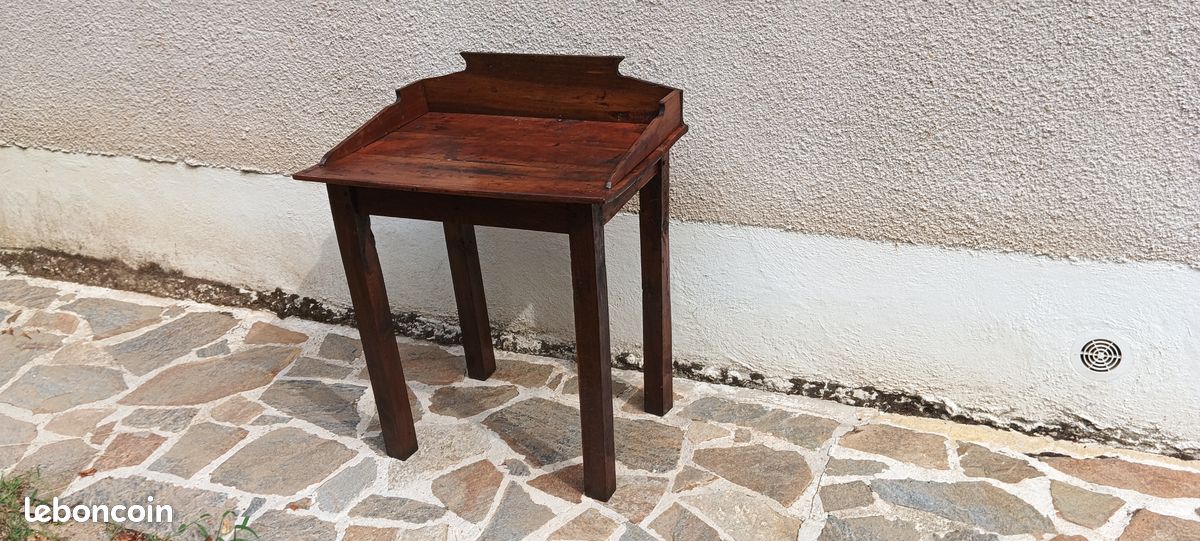 Coiffeuse en bois massif (image 2)
