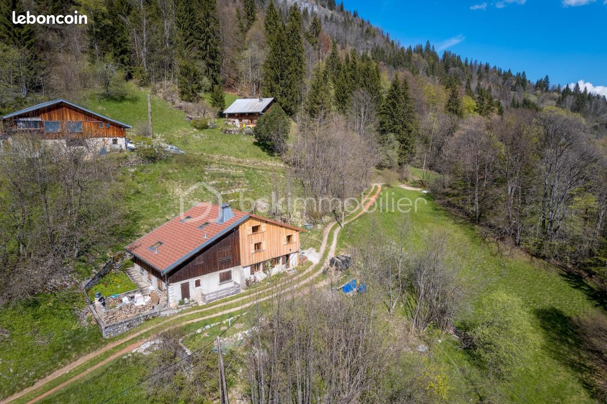 Maison 6 pièces 144 m² · à Brizon · 144 m² · 399 000 €
