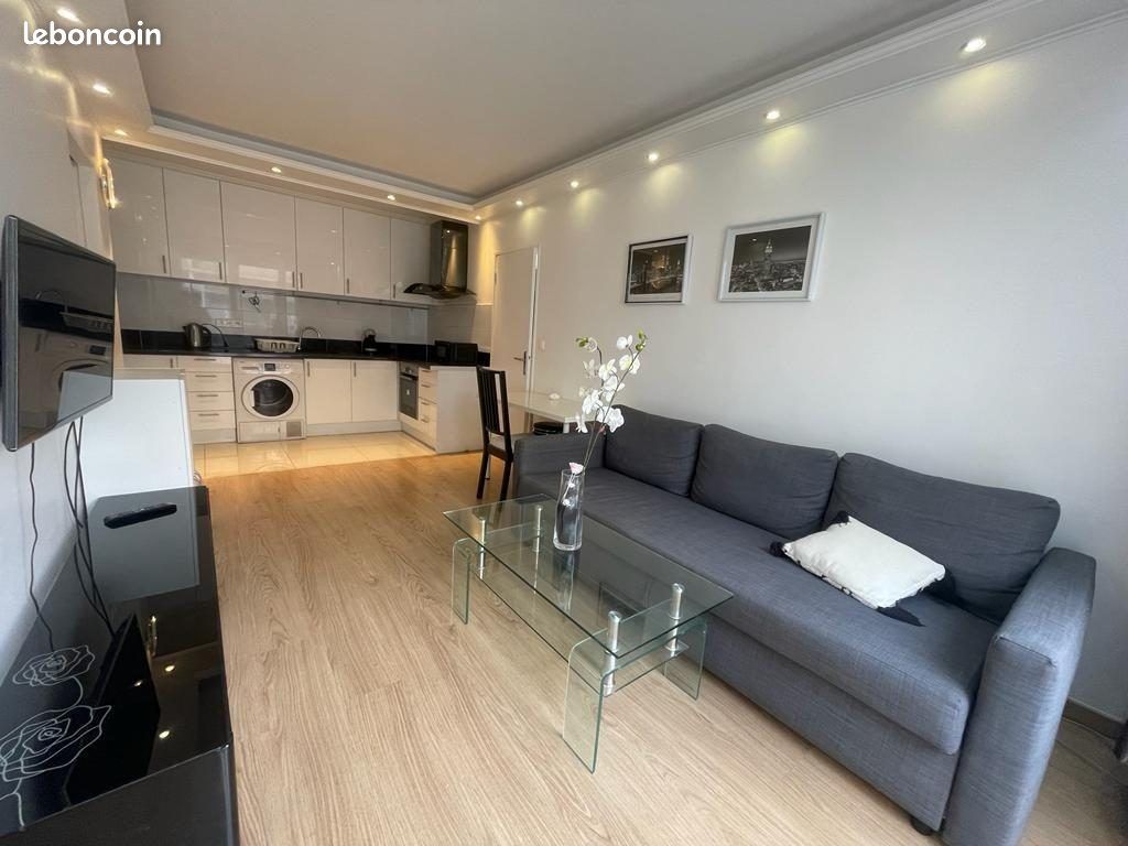 Appartement 2 pièces 50 m² · à Paris · 50 m² · 1 700 €