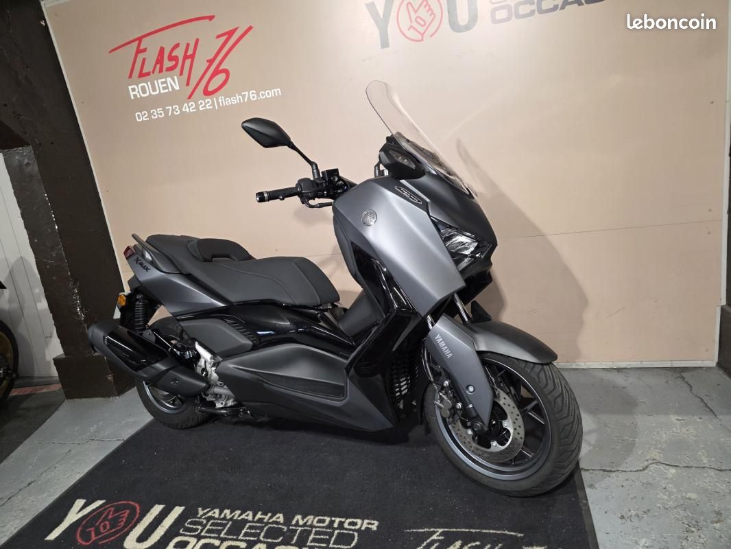 Yamaha XMAX 300 Tech Max (image 2)