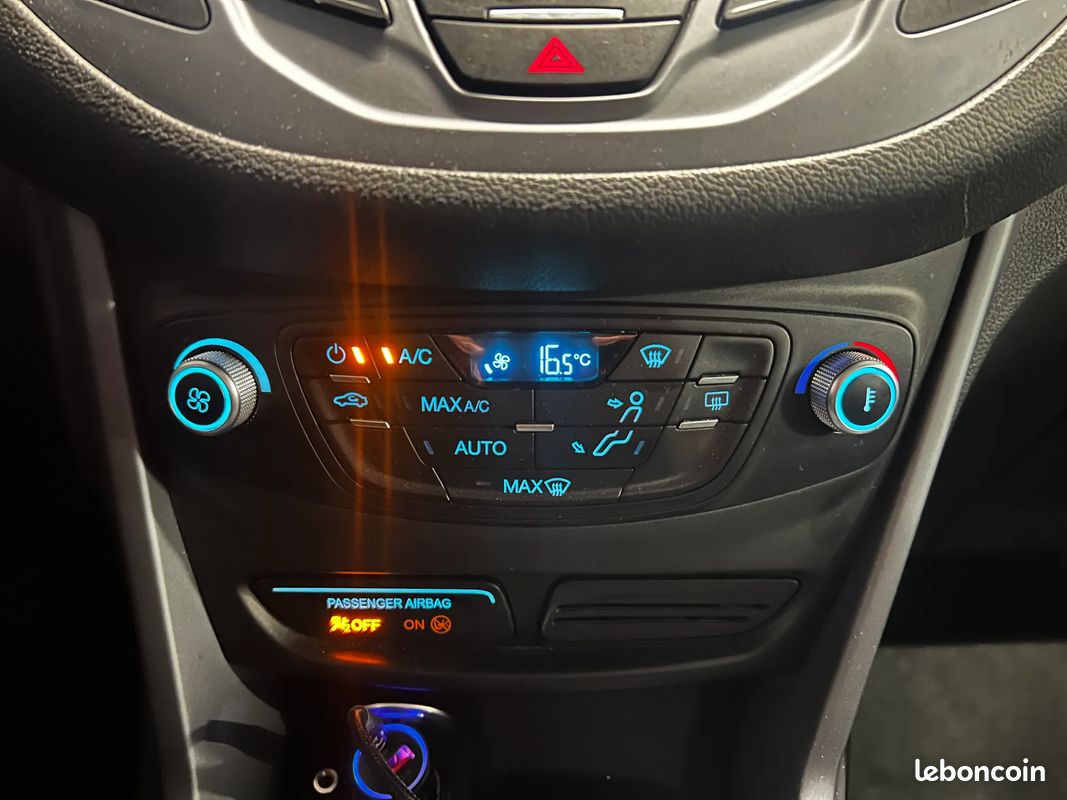 FORD B-MAX 100ch TITANIUM - Radar recul - Bluetooth - (image 19)
