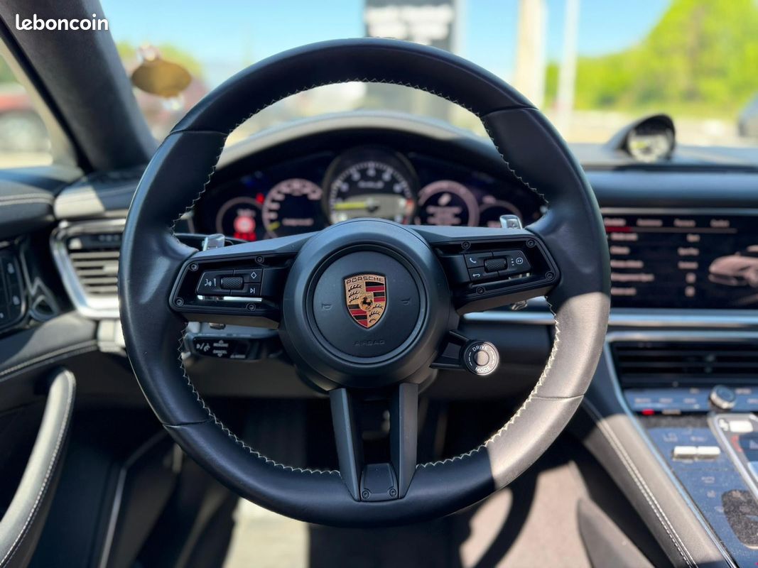 PORSCHE PANAMERA Turbo S V8 4.0 700 Hybrid Sport Turismo (image 14)