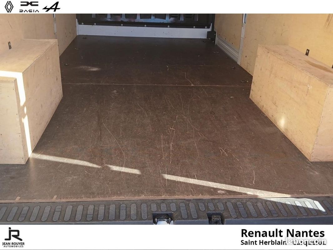Renault Master Fg F3500 L3H3 2.3 Blue dCi 135ch Confort (image 26)
