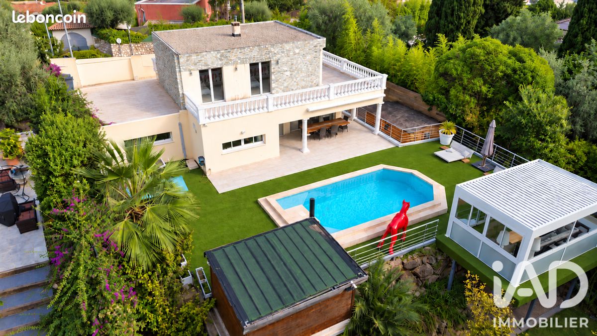 Maison 8 pièces 240 m² · à Vence · 240 m² · 1 365 000 €