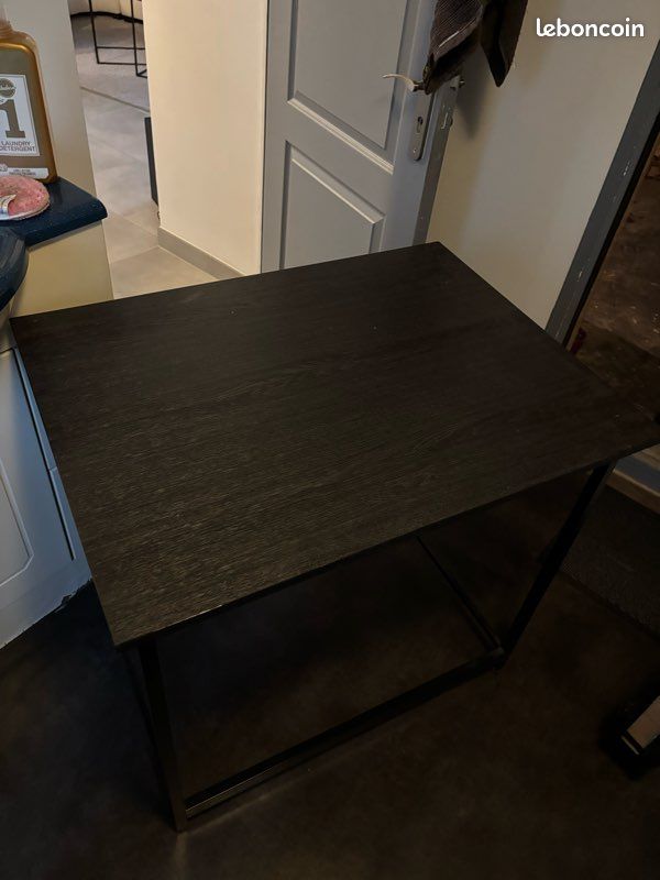 Bureau (image 2)