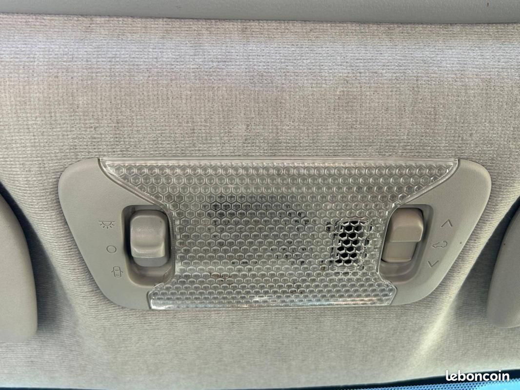 Citroën C1 VTi 68 Airscape Feel (image 22)