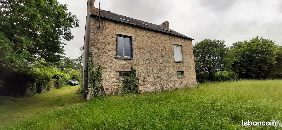 Maison 7 pièces 110 m² · à Guiscriff · 110 m² · 74 200 €