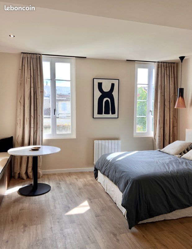 Appartement 1 pièce 18 m² · à Cognac · 18 m² · 400 €