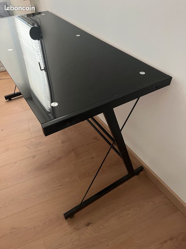 Bureau en verre noir (image 2)