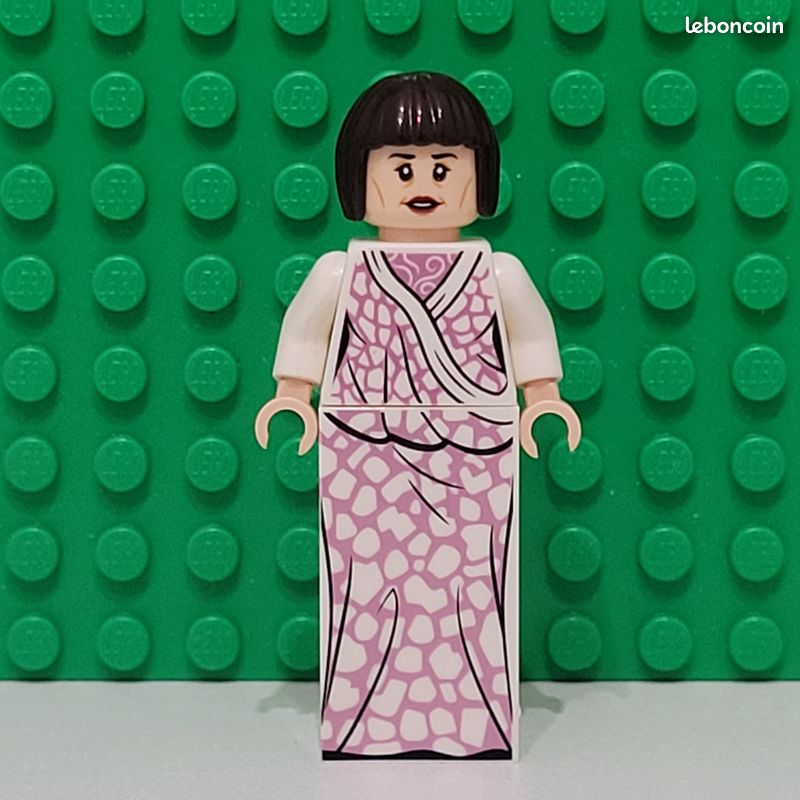 LEGO Harry Potter Madame Olympe Maxime en robe de soirée