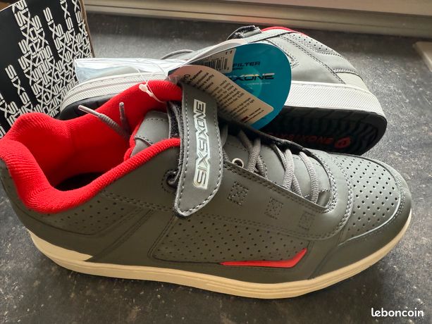 Chaussures sixsixone pédales auto Équipements vélos