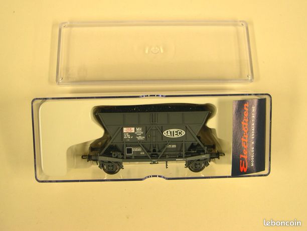 Wagon trémie Cargas Renfe, avec chargement de charbon - EL5758 - Electrotren - - Easy Miniatures Wagon trémie Cargas Renfe, avec chargement de charbon - EL5758 - Electrotren - - Easy Miniatures