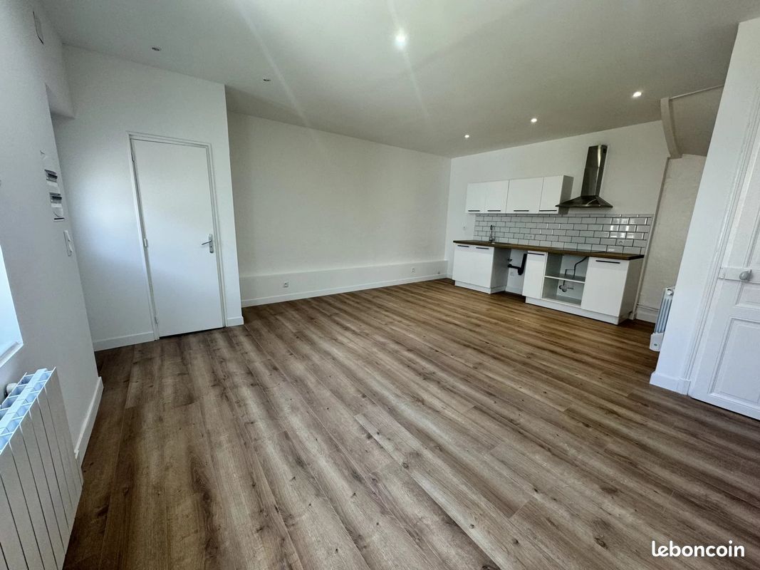 Maison 3 pièces 55 m² · à Saint-Quentin · 55 m² · 520 €