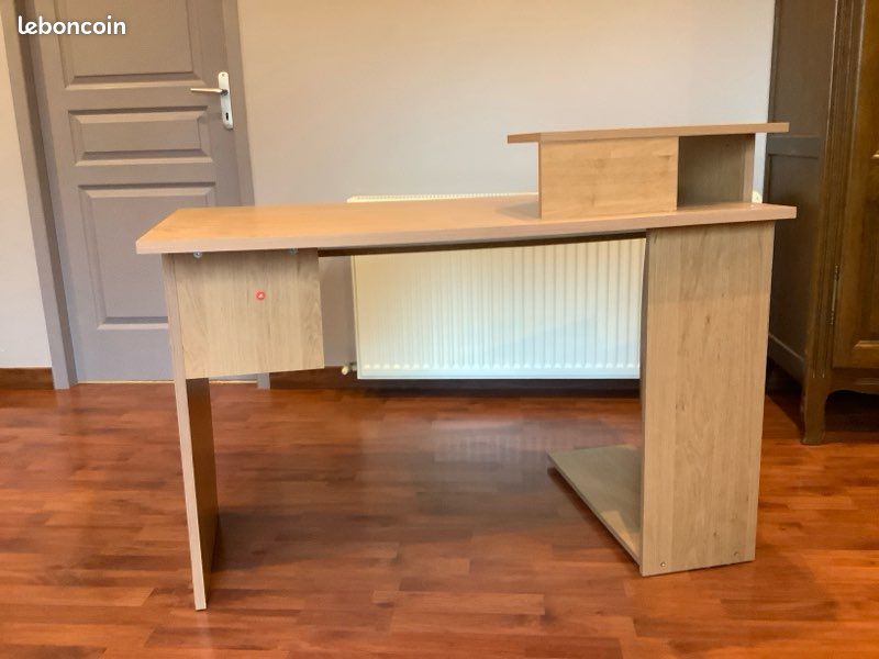 Bureau (image 3)