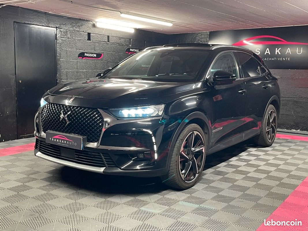 DS DS7 CROSSBACK BlueHDi 180 EAT8 Grand Chic / TOIT OUVRANT / CAMERA 360 / CAR PLAY / TRES BON ETAT 17380 (image 7)