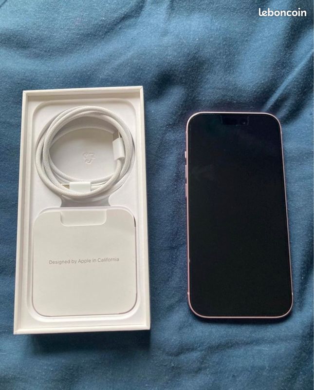 IPhone 15 rose (image 2)