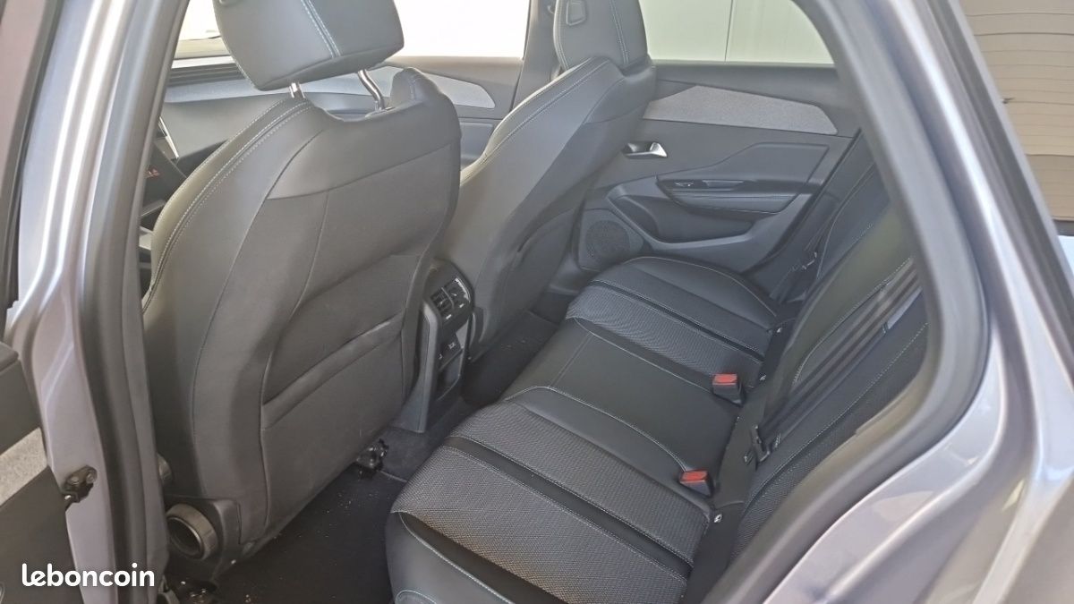 Peugeot 308 SW PHEV 180 E-EAT8 ALLURE PACK (image 28)