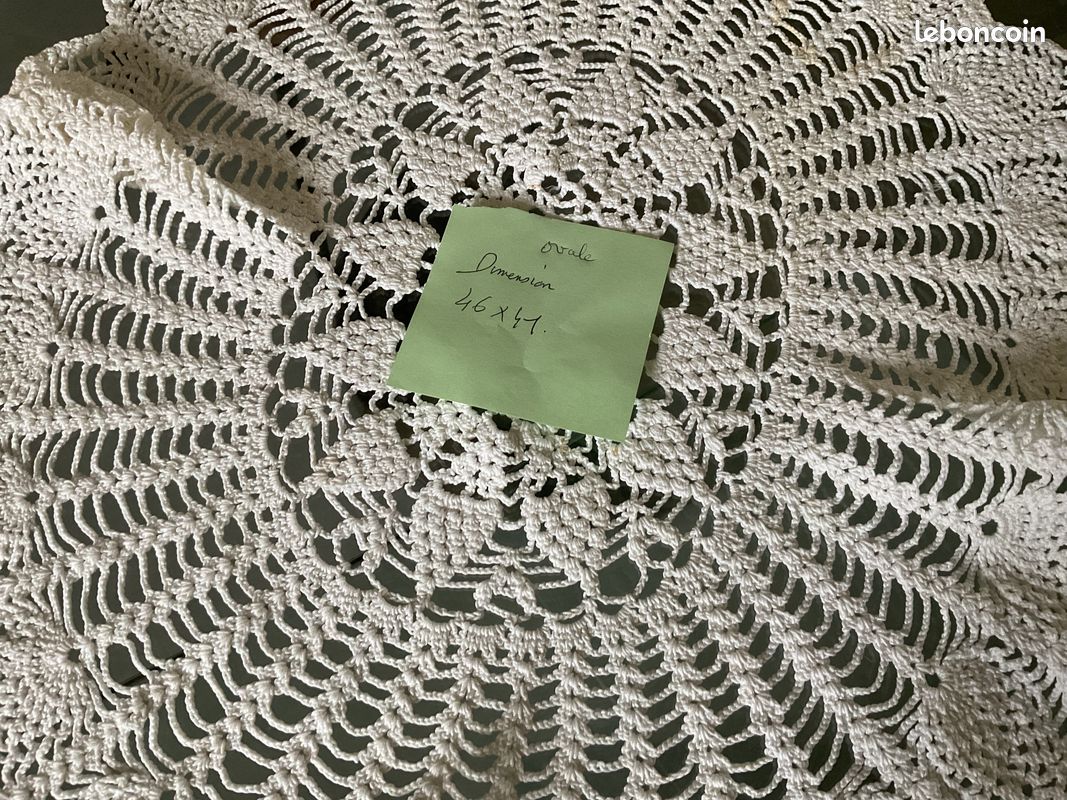 Lot de 7 napperons anciens en coton réalisé main en crochet