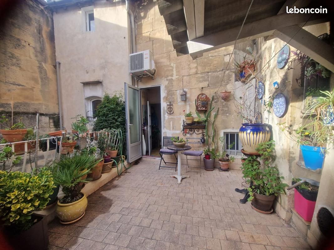 Maison 9 pièces 264 m² · à Arles · 264 m² · 620 000 €