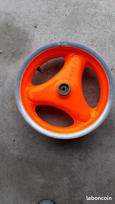 Jantes Avent 12 pouces pour scooter (image 1)