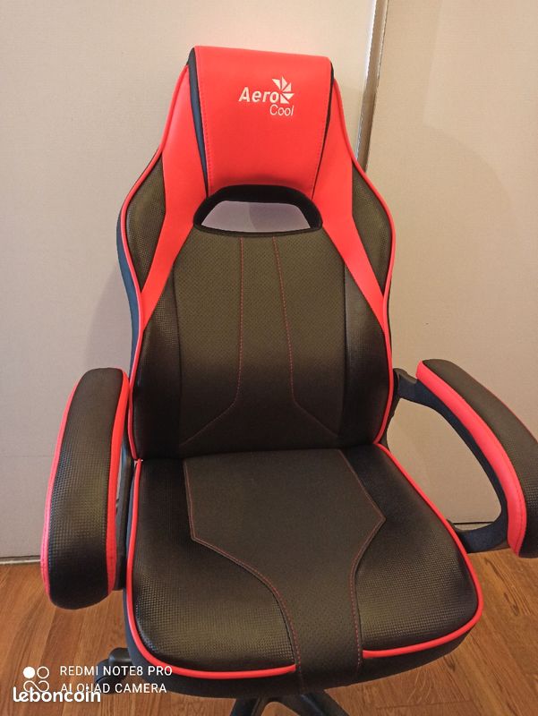 Siège gamer & TV (image 1)