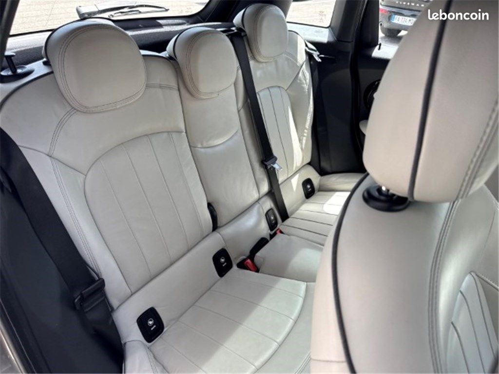 Mini 5 portes MINI F55 HATCH Cooper 136 ch BVA6 Edition Blackfriars (image 9)