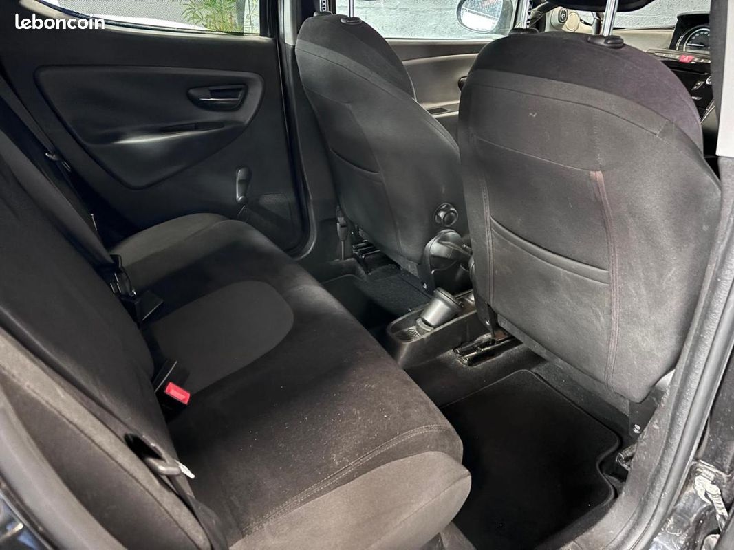 LANCIA YPSILON 1.2 69CH FINITION Elefantino Pack - GARANTIE 6 MOIS MINIMUM (image 17)