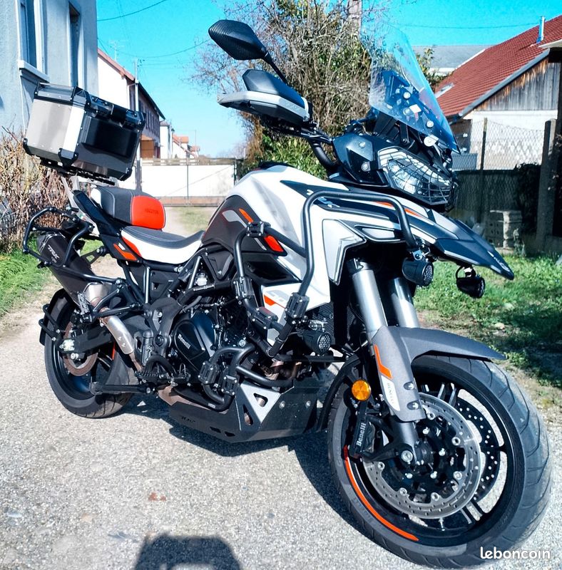 Benelli trk 702 (image 1)