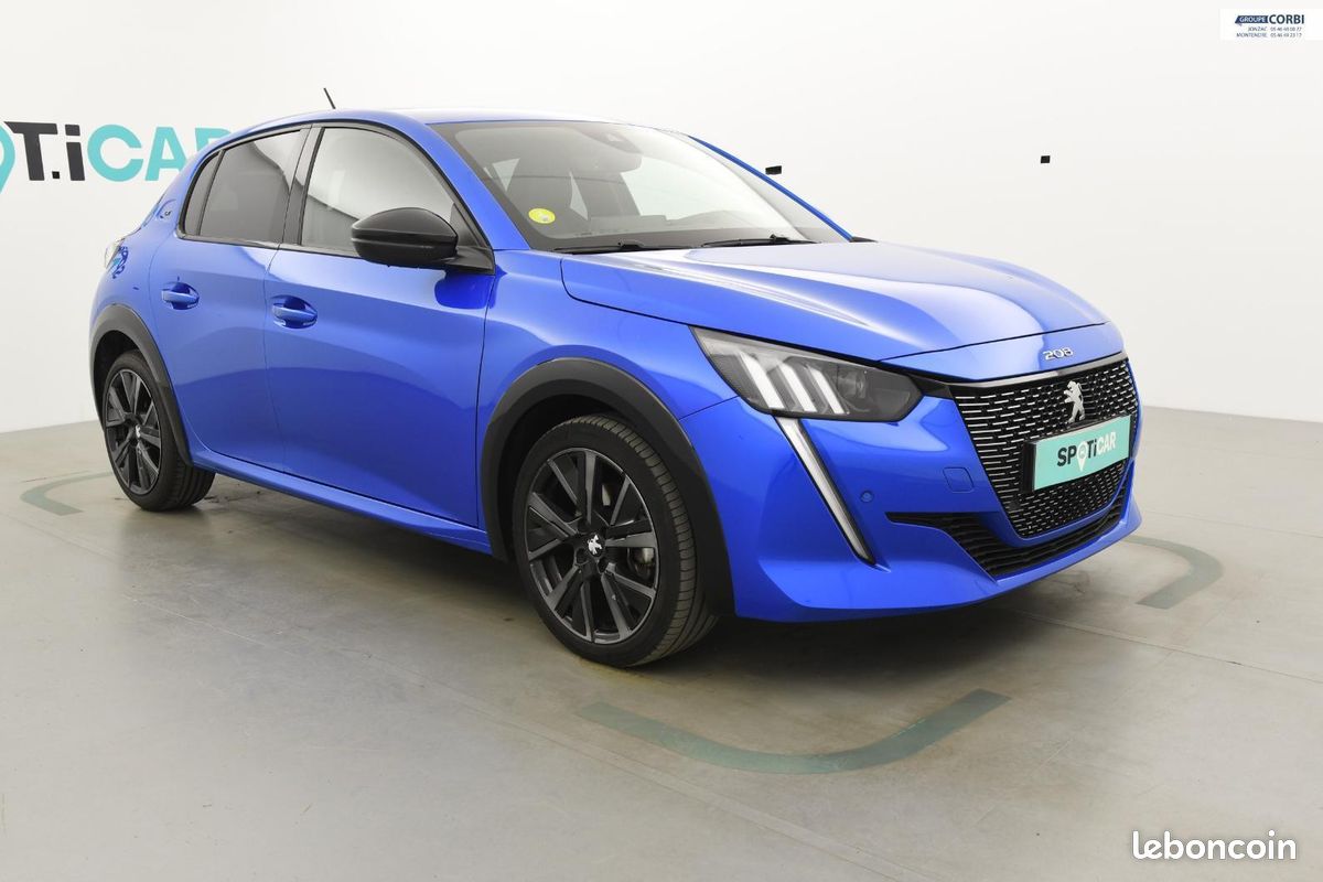 PEUGEOT 208 BlueHDi 100 S&S BVM6 GT (image 11)