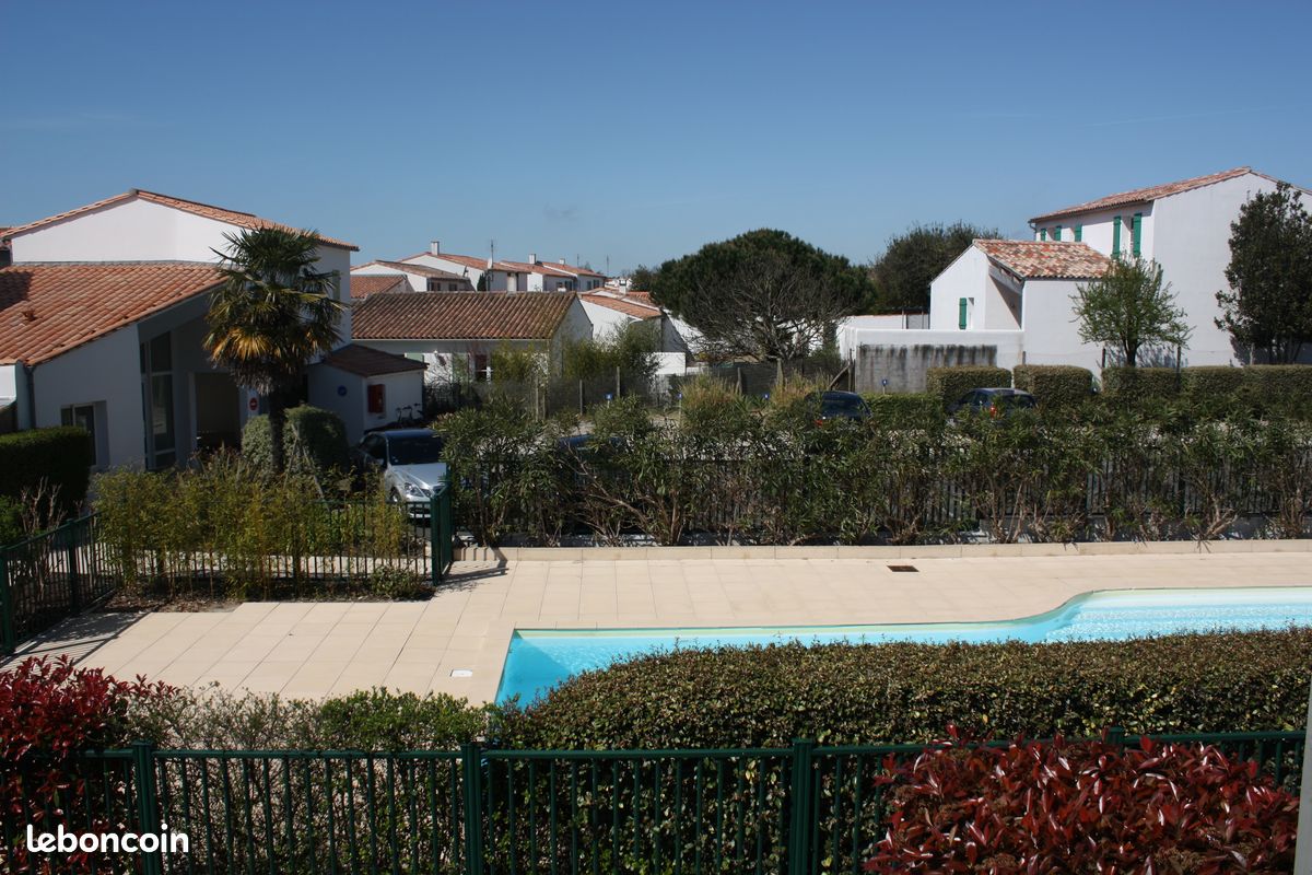 Appartement dans résidence avec piscine (image 9)