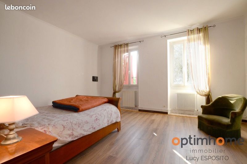 Longère 6 pièces 202 m² - Condéon 16360 (image principale 18)