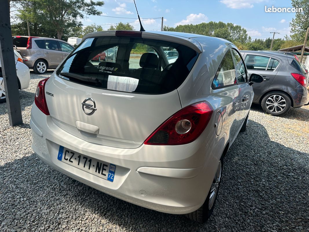 Opel Corsa 1.0 65ch Cool Line 3p (image 2)