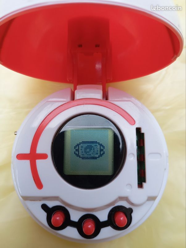Cyber Pokeball originale de marque Bandai datant de 2004 (image 6)