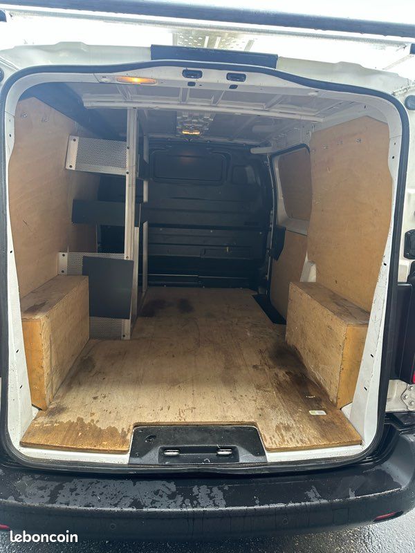 Citroën Jumpy 1,5l HDi 120 / BVM6 / Galerie alu (image 4)