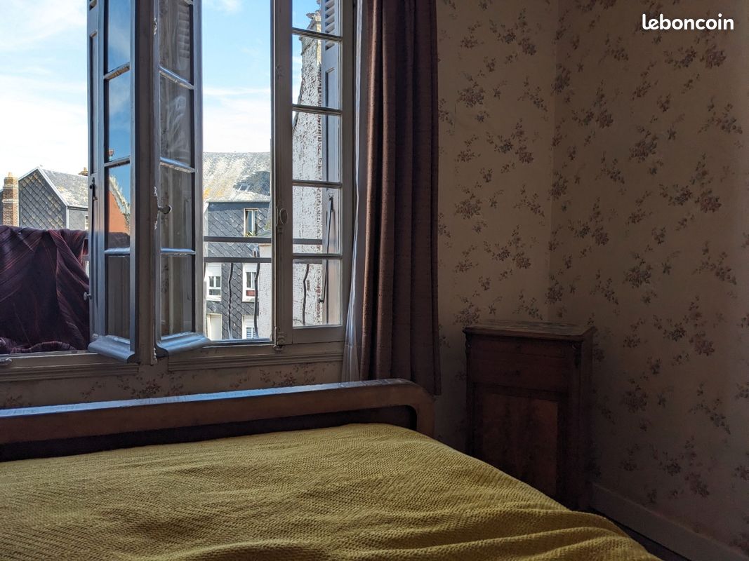 Meubles d'antiquaire : Grande et belle armoire+ Lit en marqueterie (image 9)
