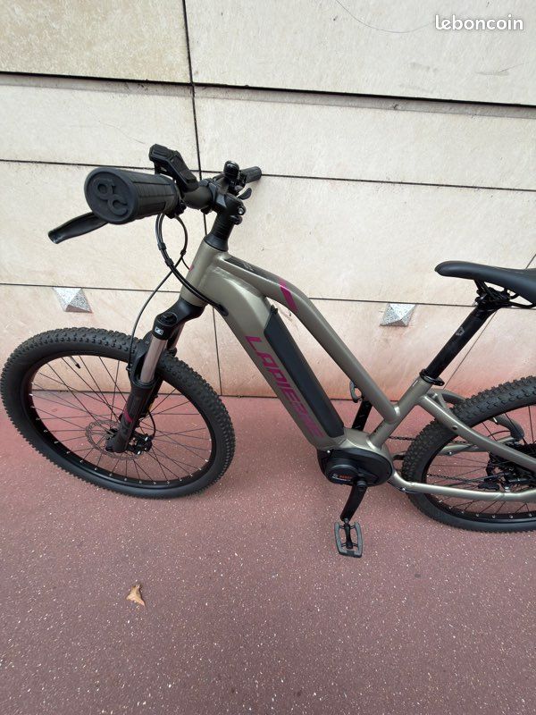 Vtt vélo tout terrain à assistance électrique Lapierre Overvolt HT