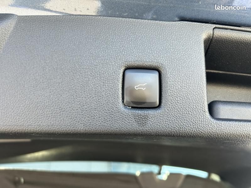 Ford Kuga 2.5 Duratec 190ch FHEV E85 ST-Line BVA (image 8)