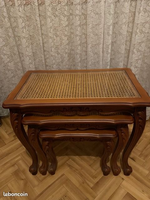 3 Tables gigogne en parfait état (image 1)