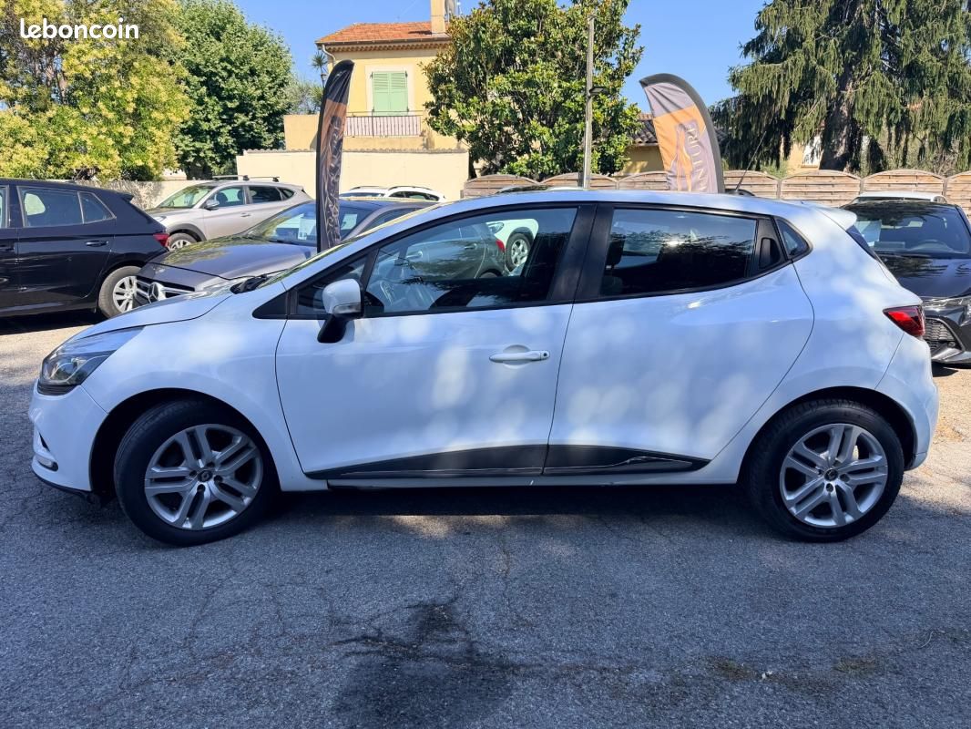 Renault Clio IV BUSINESS dCi 75 Energy (image 4)