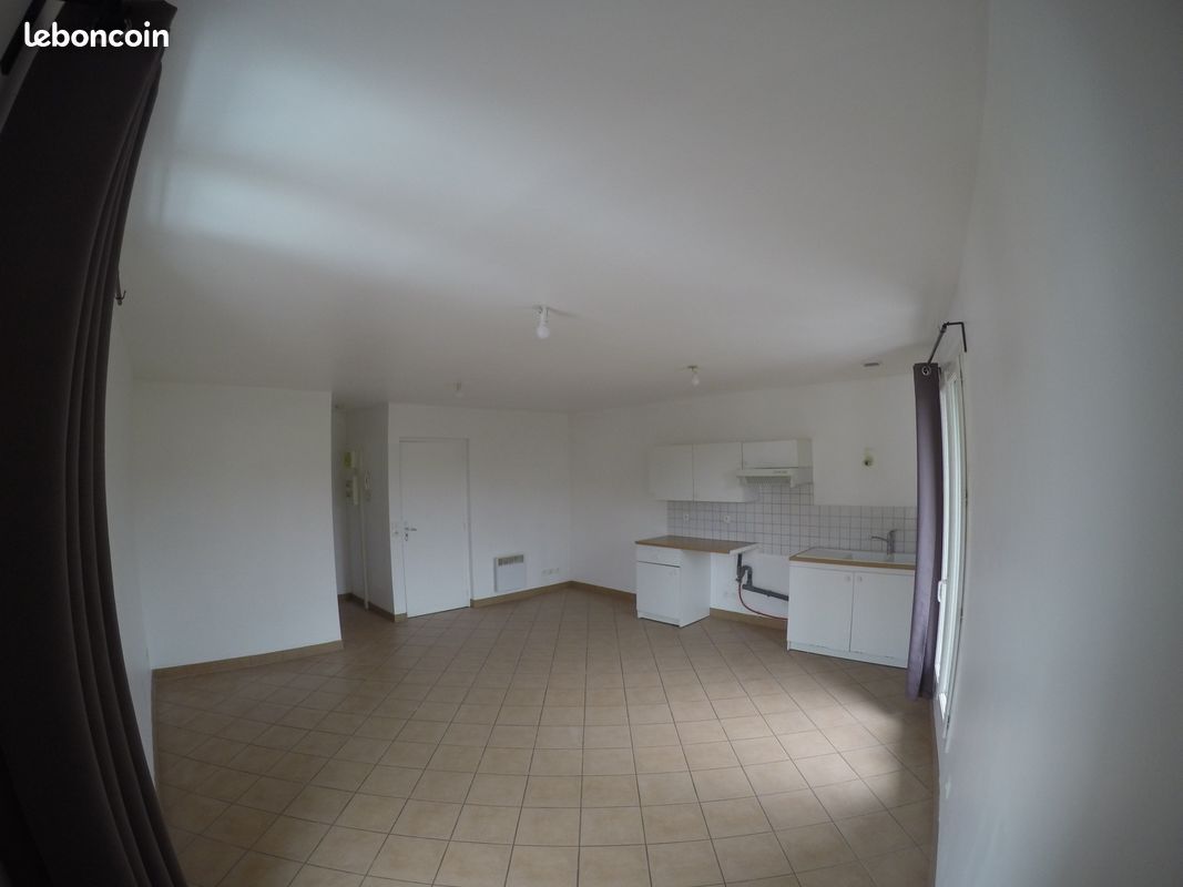 Appartement 1 pièce 35 m² · à Pierrelaye · 35 m² · 680 €/mois