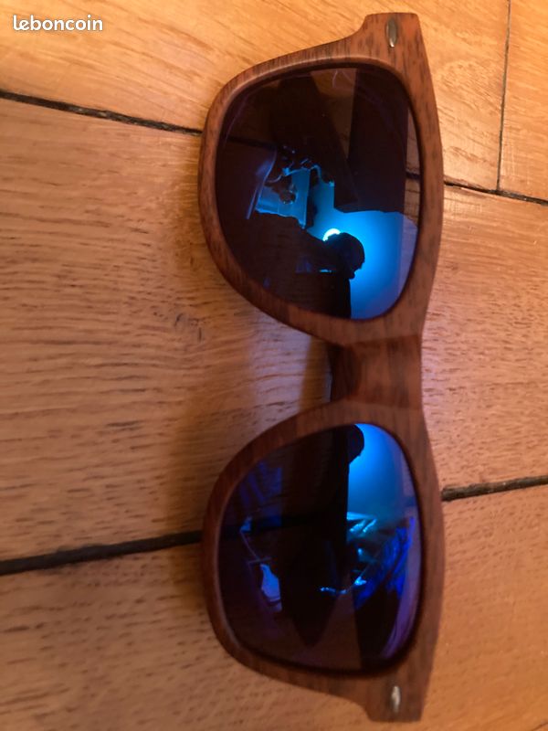 Lot de 400 Lunettes de soleil UV 400 (image 1)