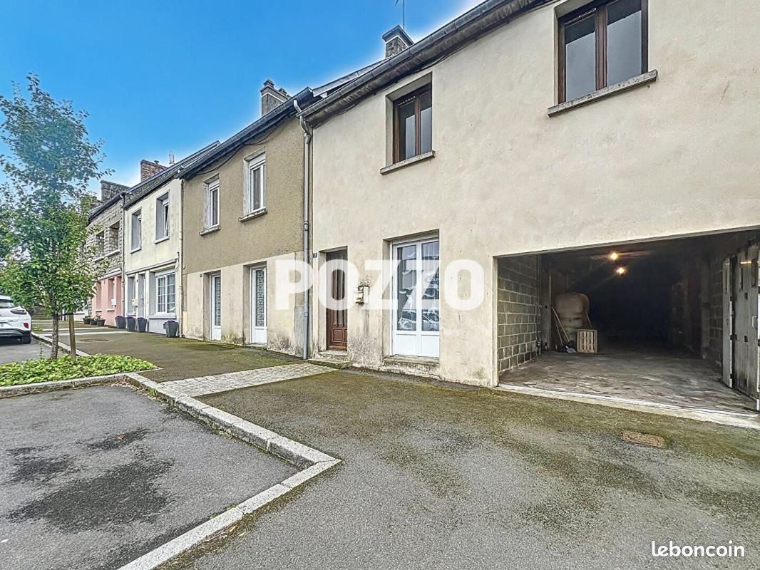 Maison 9 pièces 136 m² · à Juvigny les Vallées · 136 m² · 55 000 €