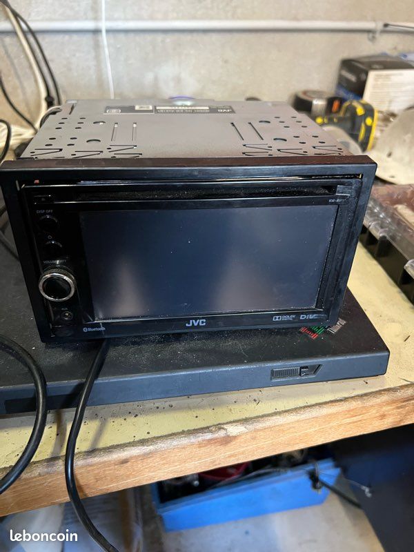 Autoradio double DIN JVC KW-AV61BT (image 2)