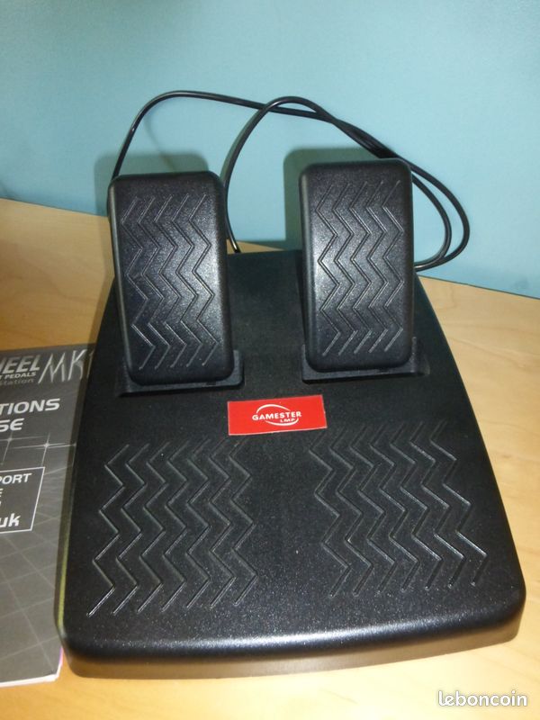 Volant pour playstation 1 (image 3)