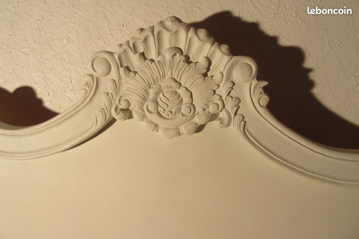 Lit double (image 2)