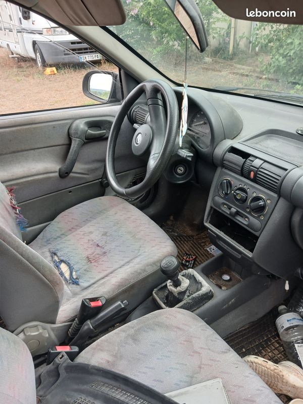 Opel Corsa (image 1)