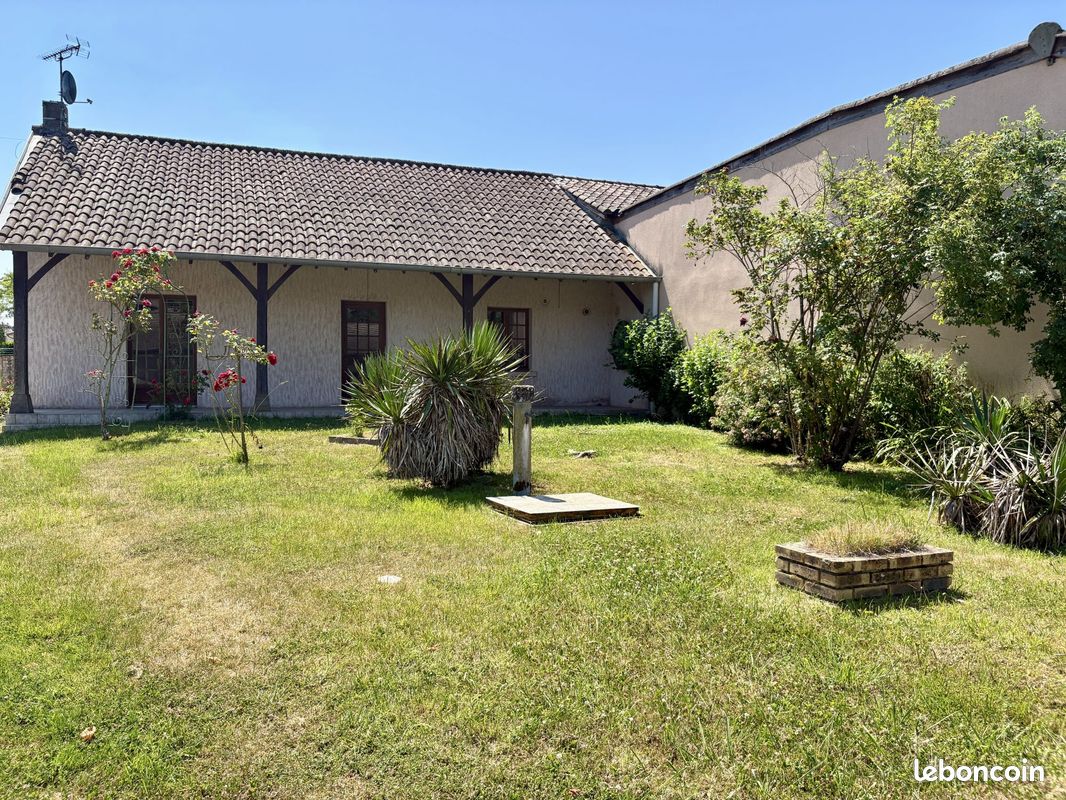 Maison 4 pièces 112 m² · à La Genête · 112 m² · 149 000 €